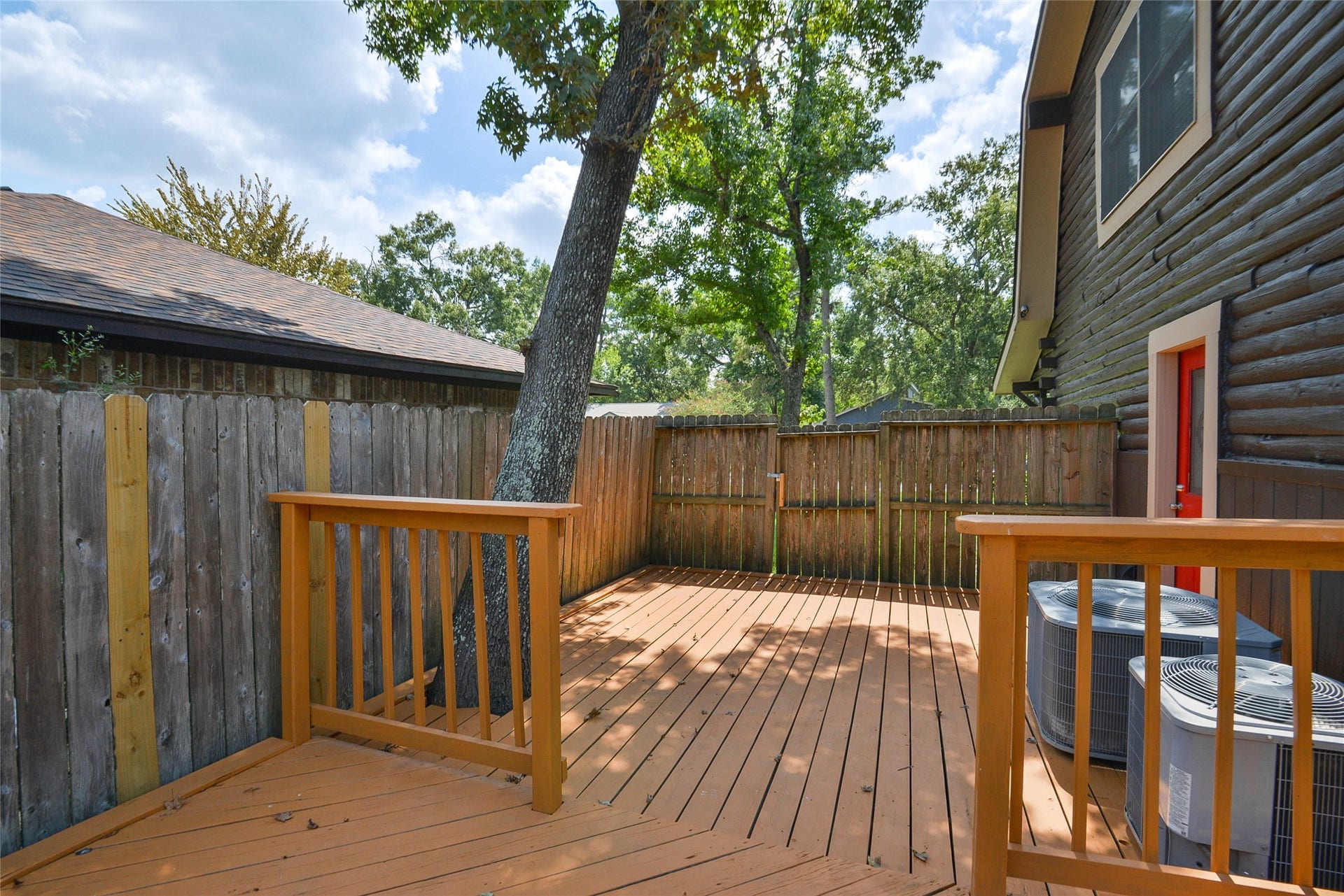 430 Binnacle Way, Crosby, TX 77532