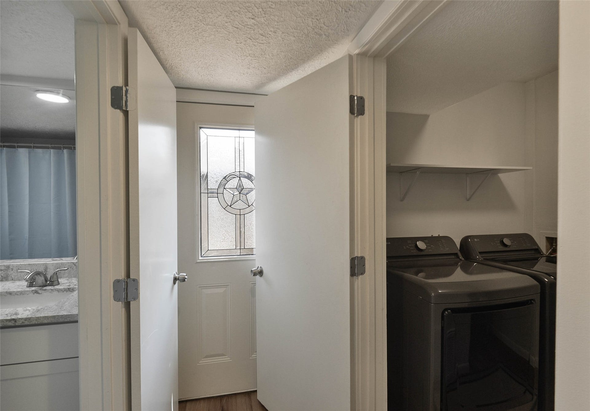 430 Binnacle Way, Crosby, TX 77532