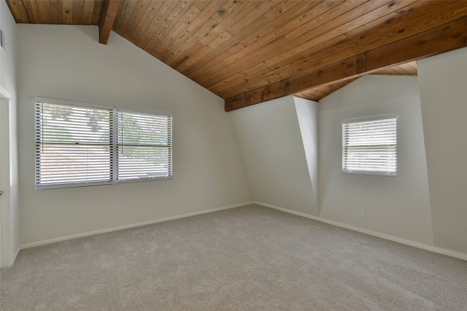 430 Binnacle Way, Crosby, TX 77532