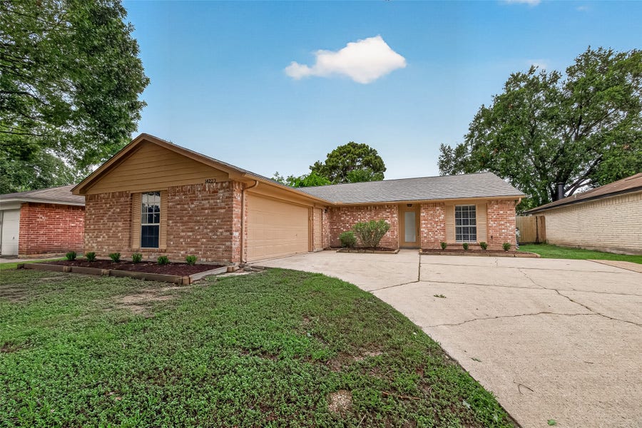 Property photo for 14223 Bateau Drive, Cypress, TX