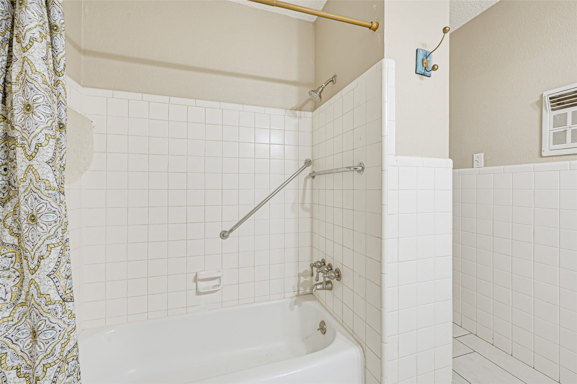 12738 Eastbrook Drive, Houston, TX 77013 12738 Eastbrook Drive, Houston, TX 77013