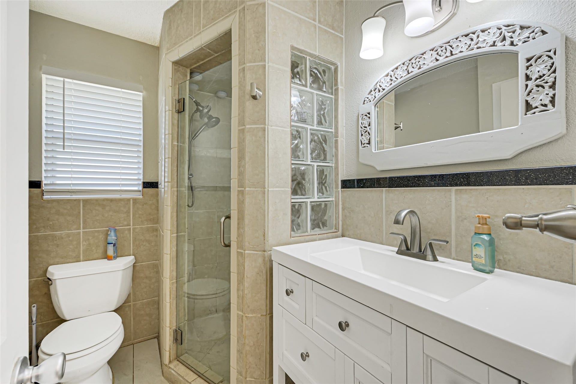 12738 Eastbrook Drive, Houston, TX 77013 12738 Eastbrook Drive, Houston, TX 77013