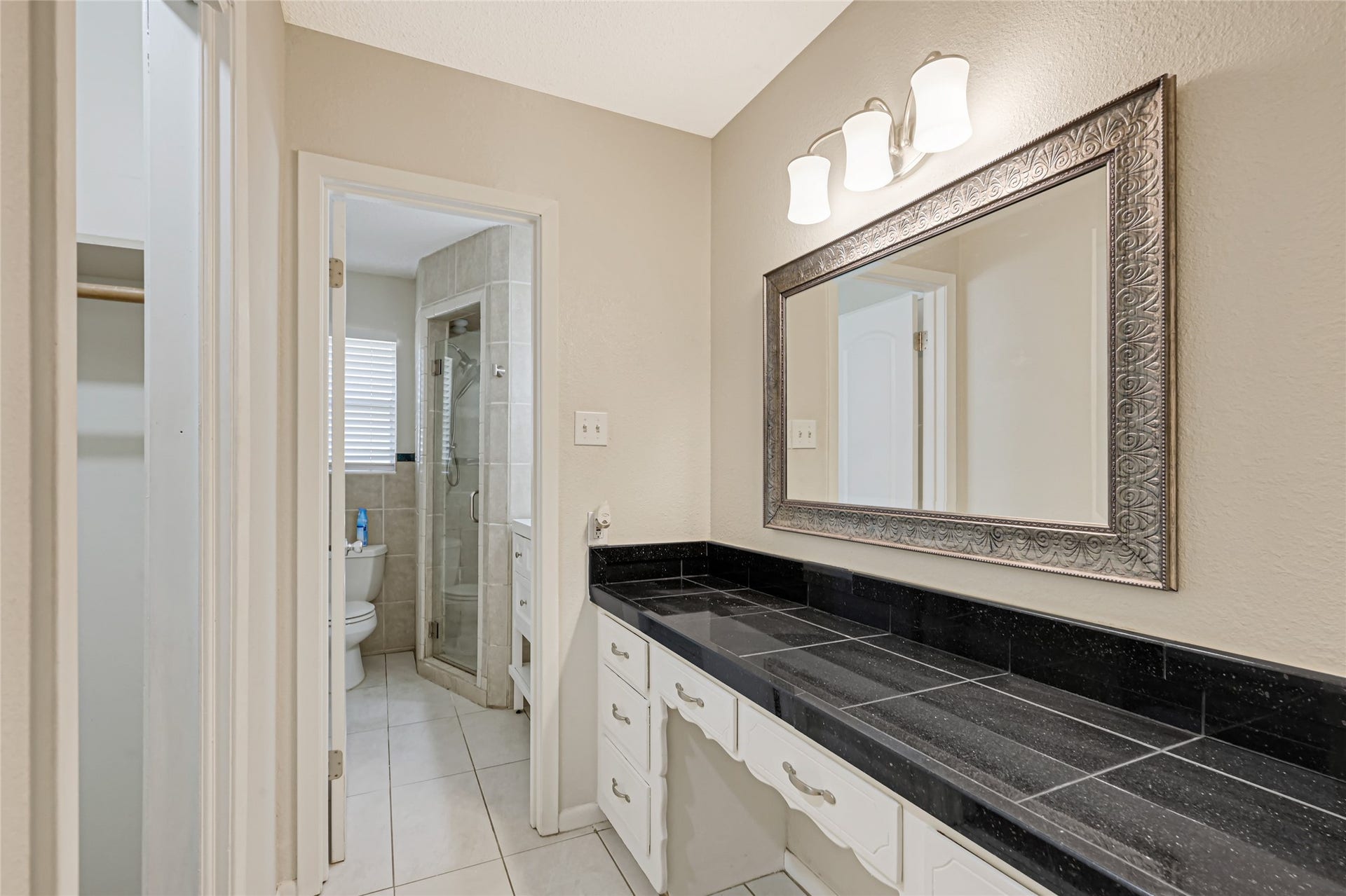 12738 Eastbrook Drive, Houston, TX 77013 12738 Eastbrook Drive, Houston, TX 77013