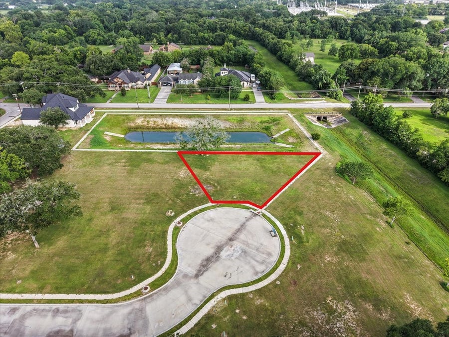 Property photo for 612 Acorn Creek Way, League City, TX