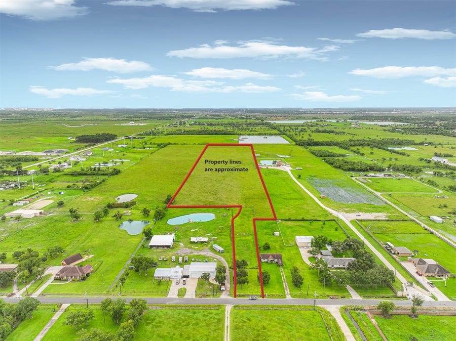 Property photo for TBD N Humble Camp Rd, Dickinson, TX