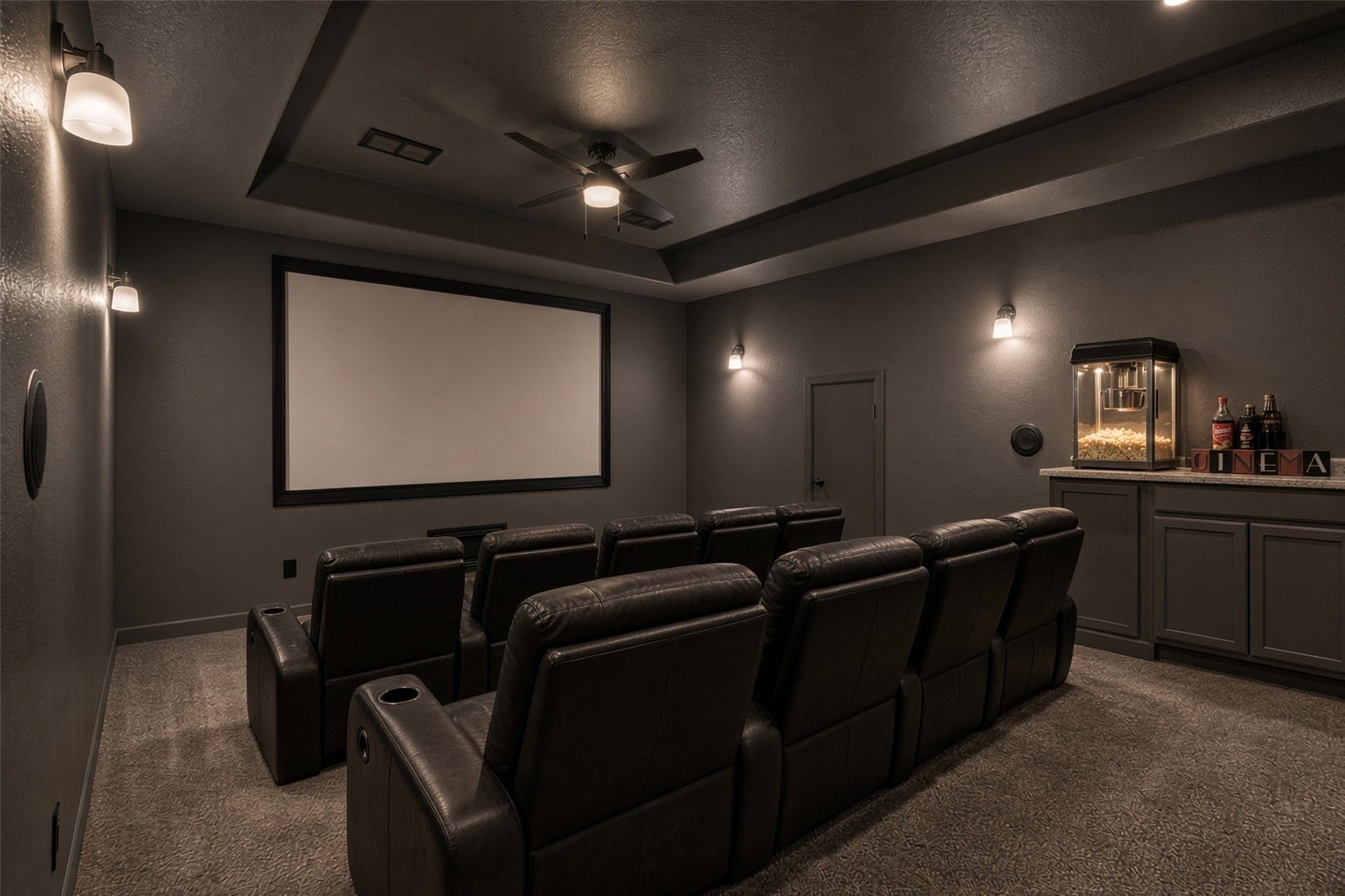 Media Room
*Virtually Staged*