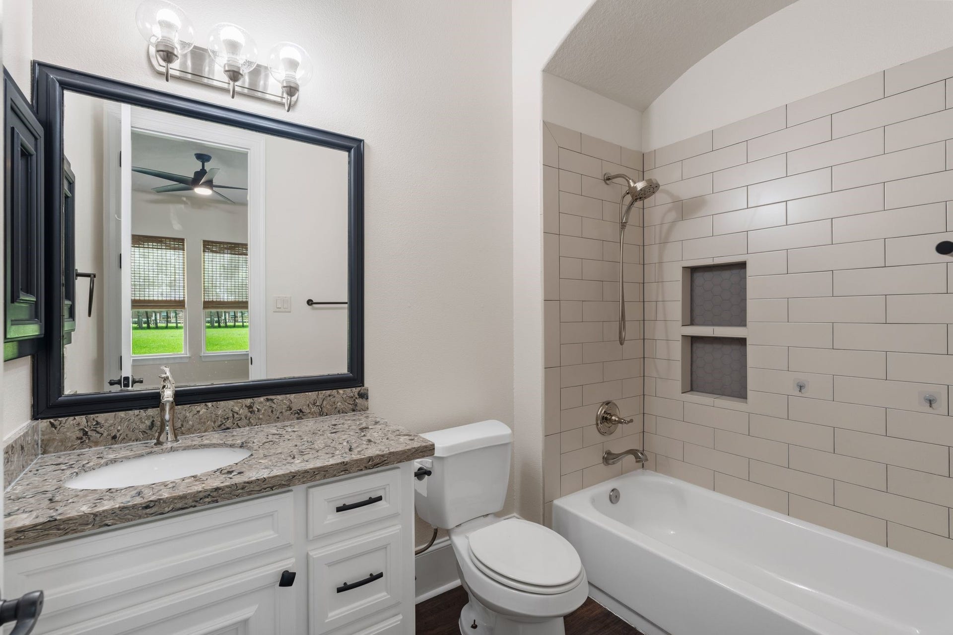 On-suite bathroom for secondary bedroom