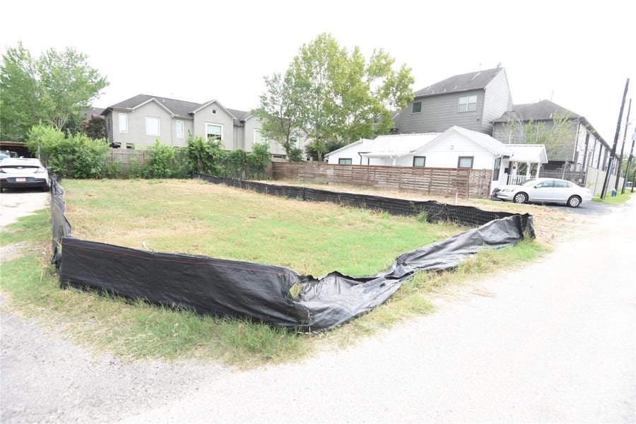 Property photo for 4401 Allen Street, Houston, TX