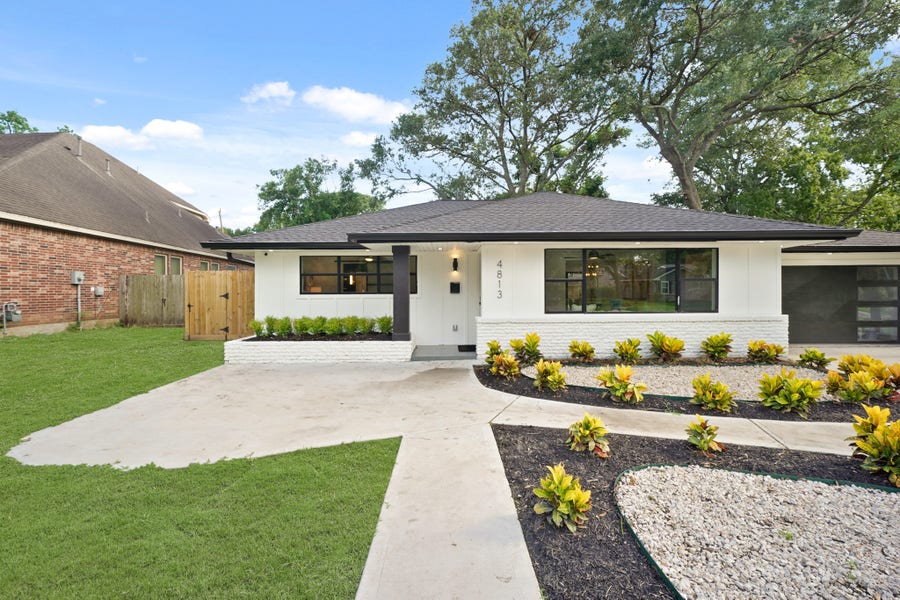 Property photo for 4813 Hummingbird Street, Houston, TX