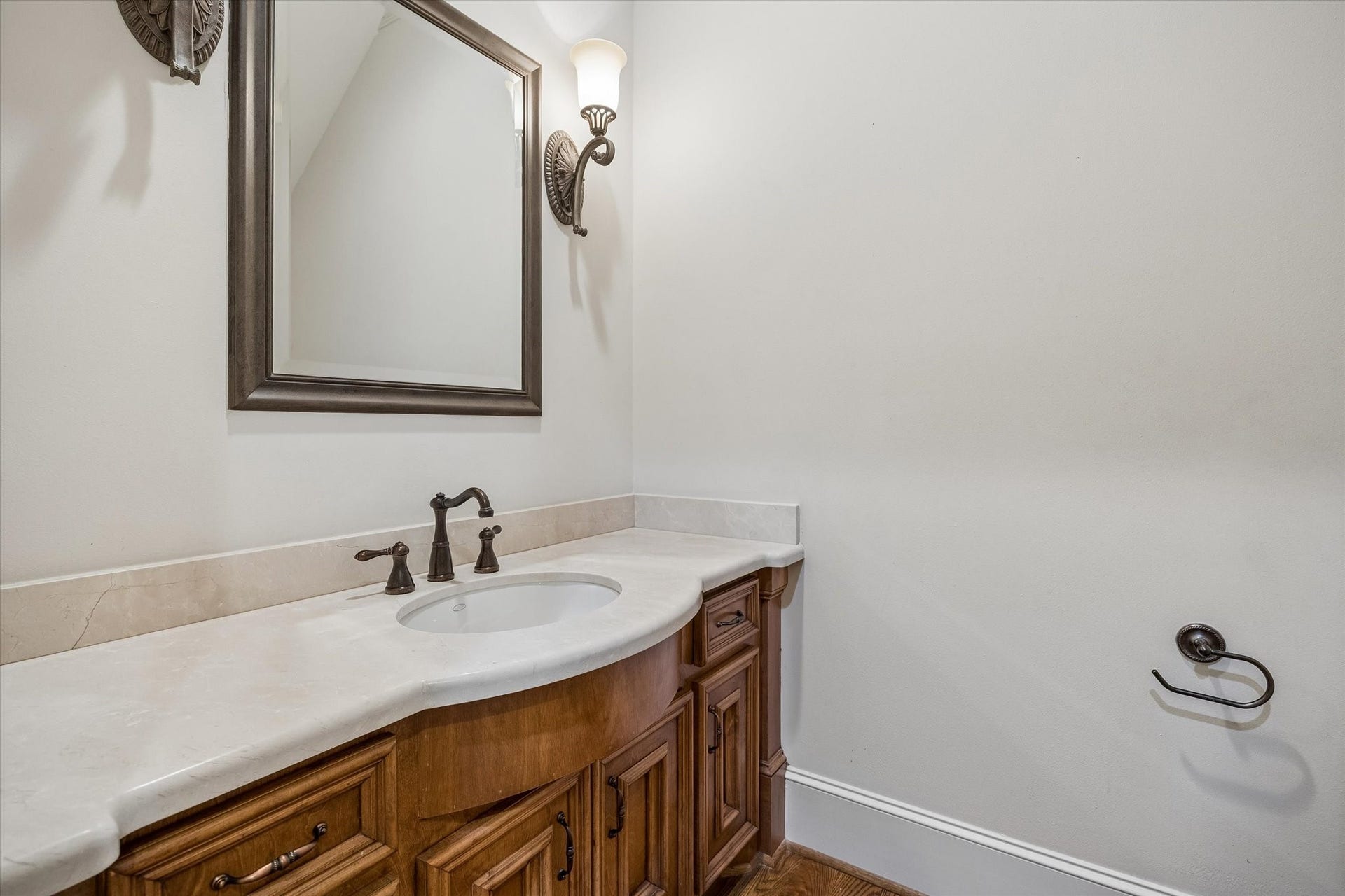 3903 Purdue Street, Houston, TX 77005