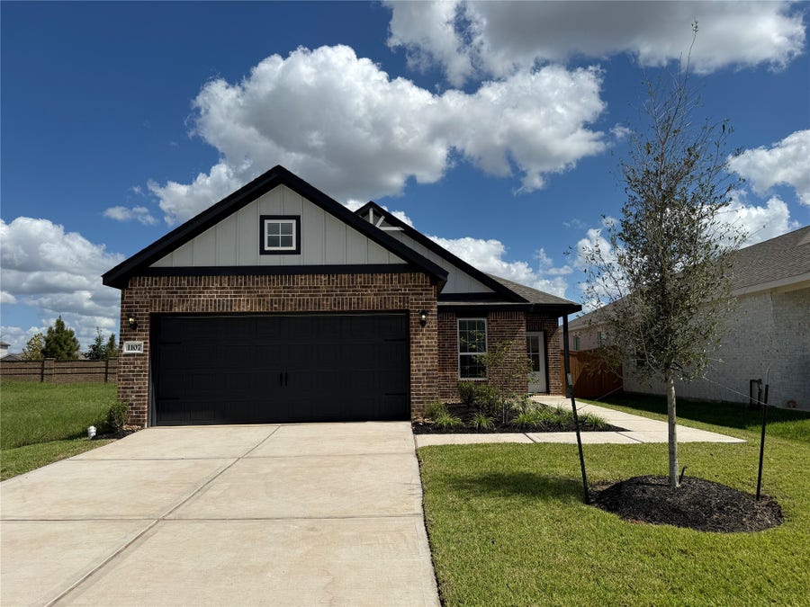 Property photo for 1107 Campside Drive, Beasley, TX