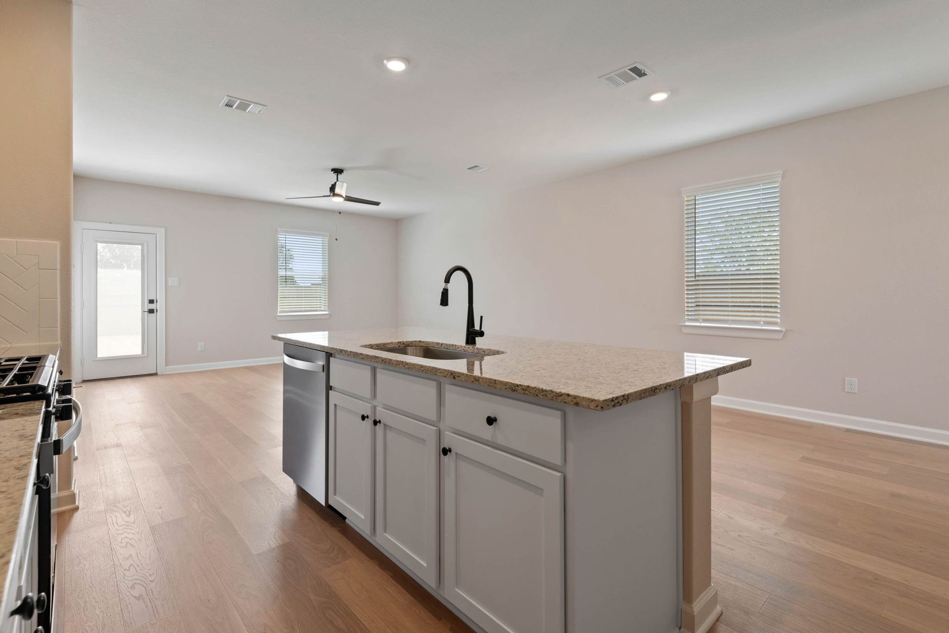 1107 Campside Drive, Beasley, TX 77417 1107 Campside Drive, Beasley, TX 77417