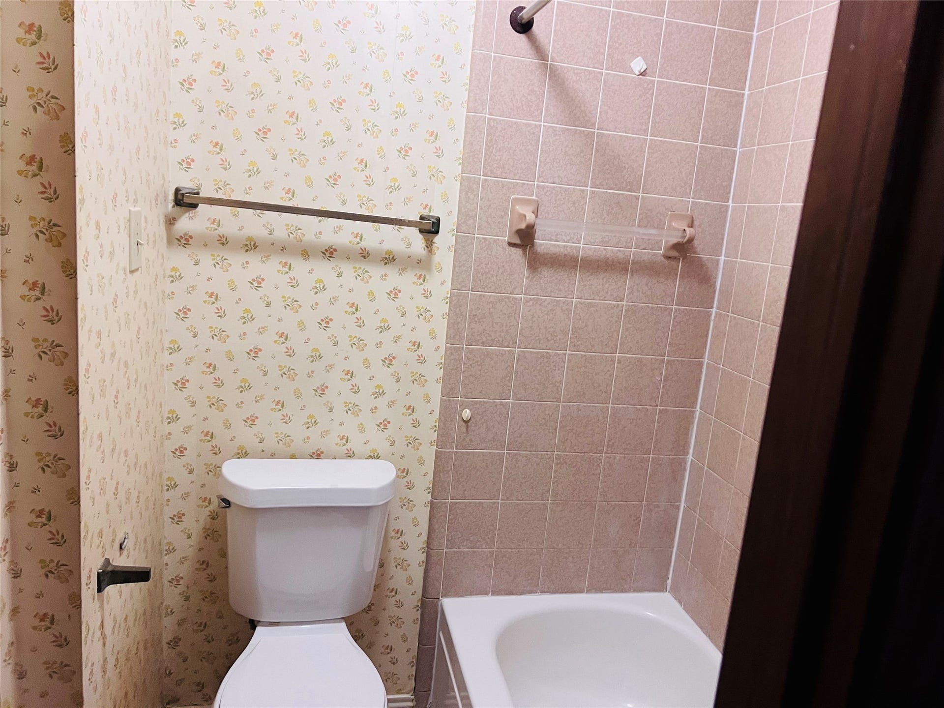 2239 Trail West Street, Sugar Land, TX 77478 2239 Trail West Street, Sugar Land, TX 77478
