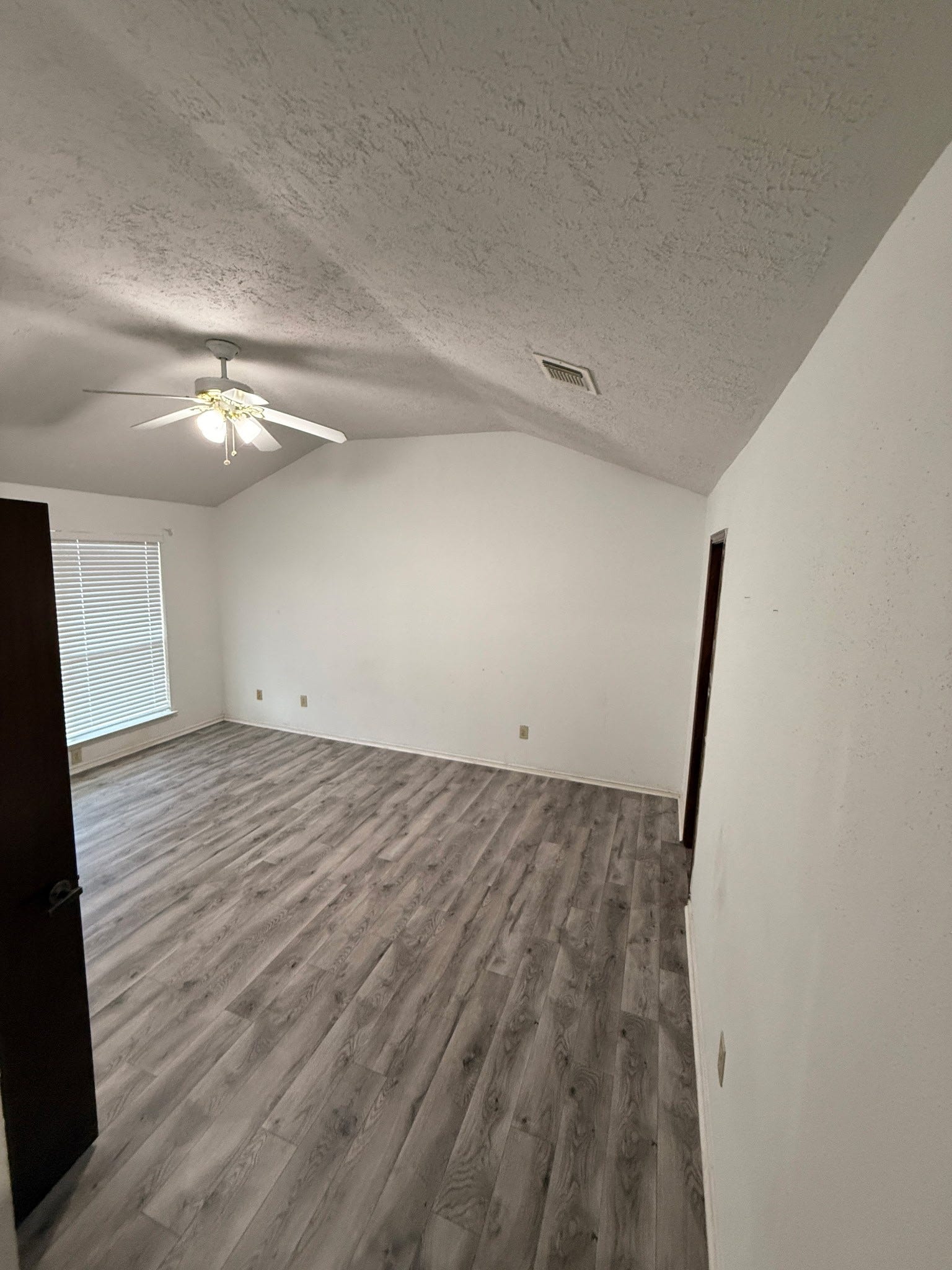2239 Trail West Street, Sugar Land, TX 77478 2239 Trail West Street, Sugar Land, TX 77478