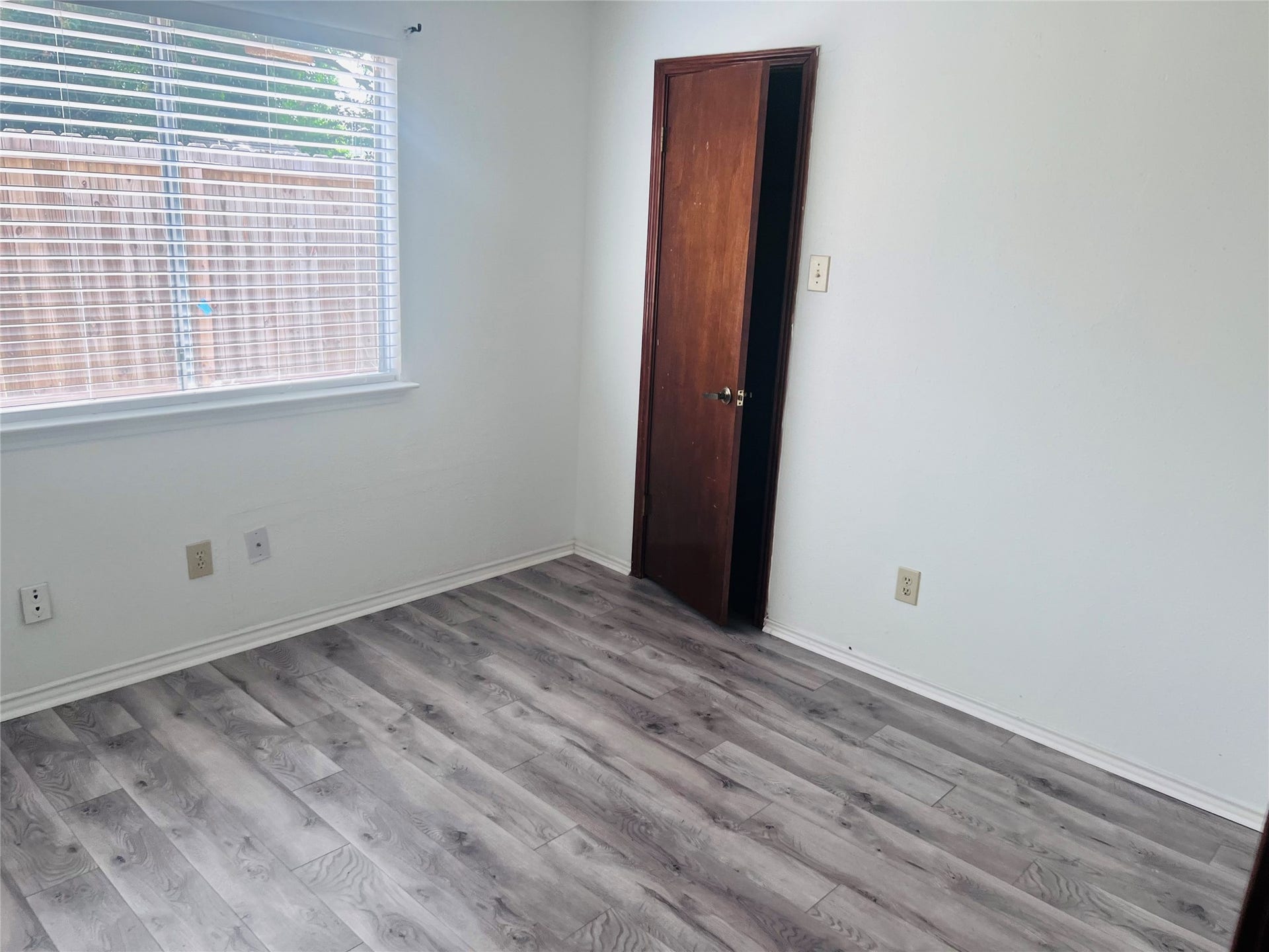 2239 Trail West Street, Sugar Land, TX 77478 2239 Trail West Street, Sugar Land, TX 77478