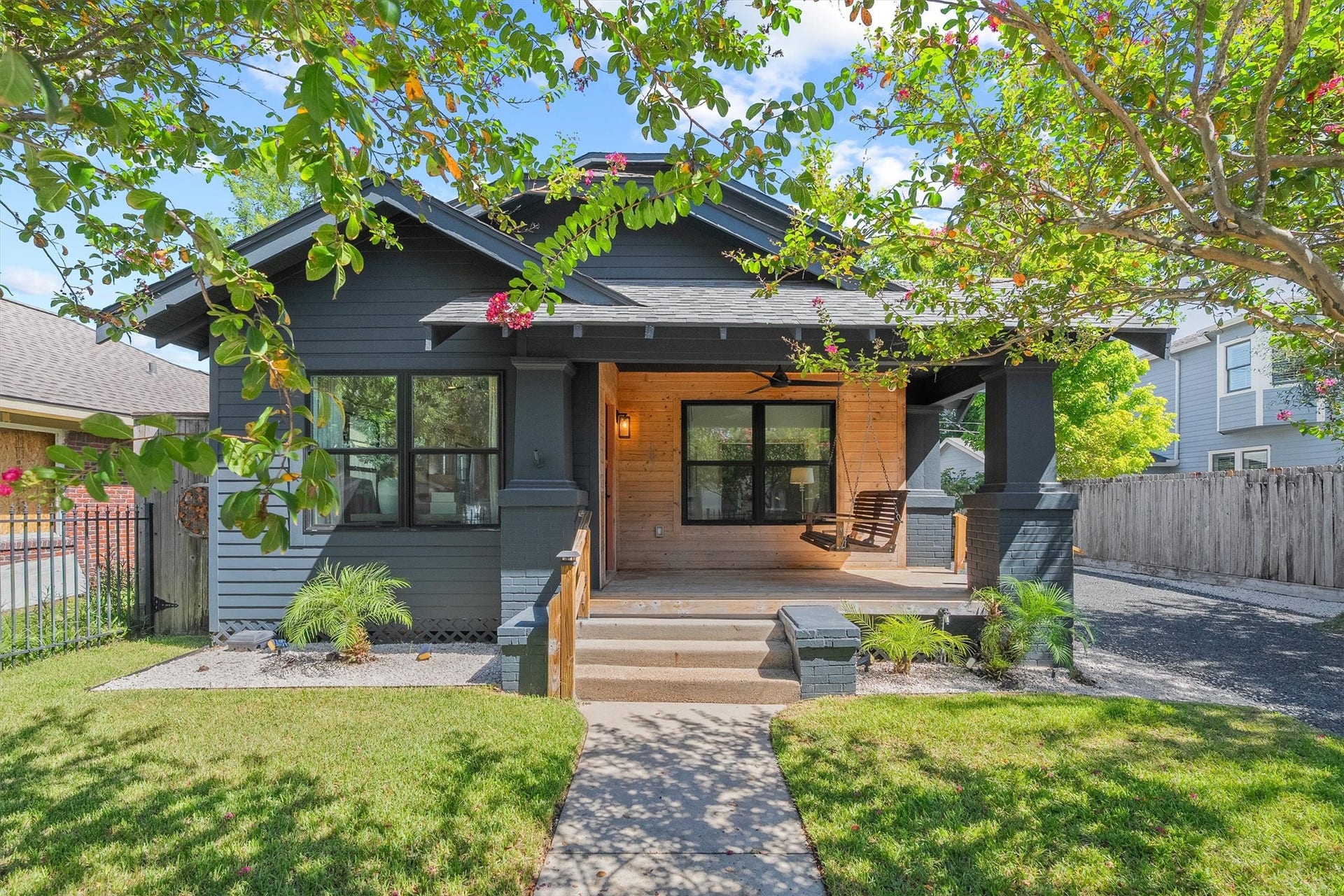 107 Munford Street, Houston, TX 77008 107 Munford Street, Houston, TX 77008