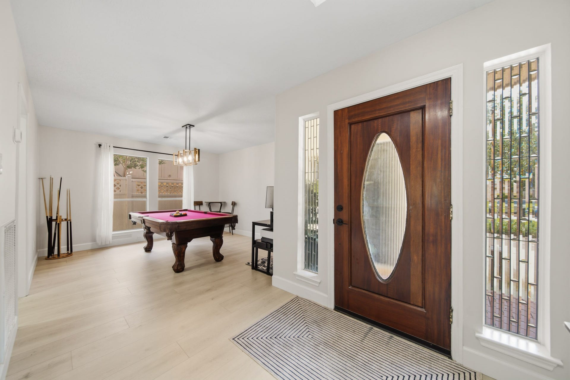 3815 W Valley Drive, Missouri City, TX 77459 3815 W Valley Drive, Missouri City, TX 77459