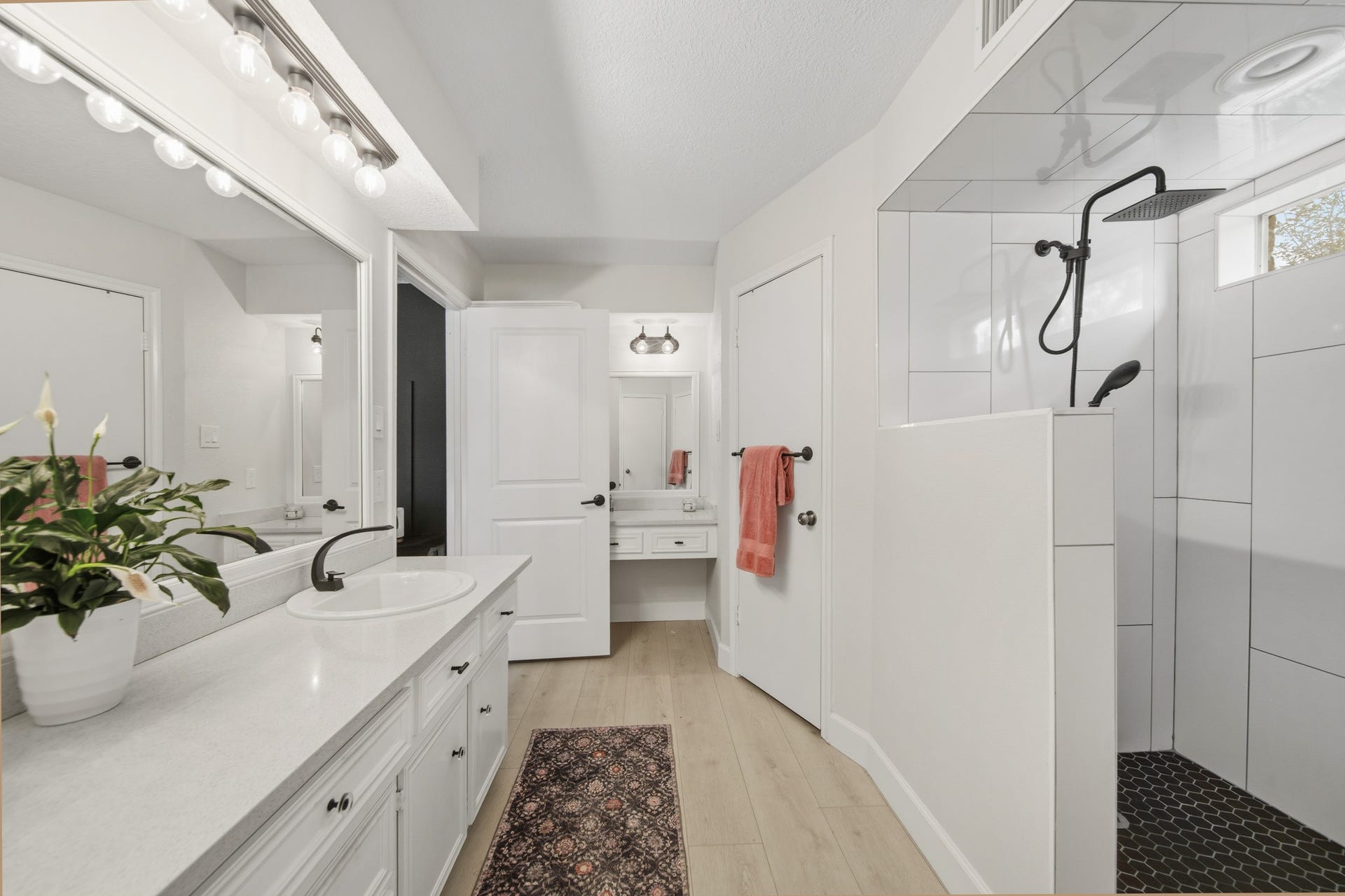 3815 W Valley Drive, Missouri City, TX 77459 3815 W Valley Drive, Missouri City, TX 77459