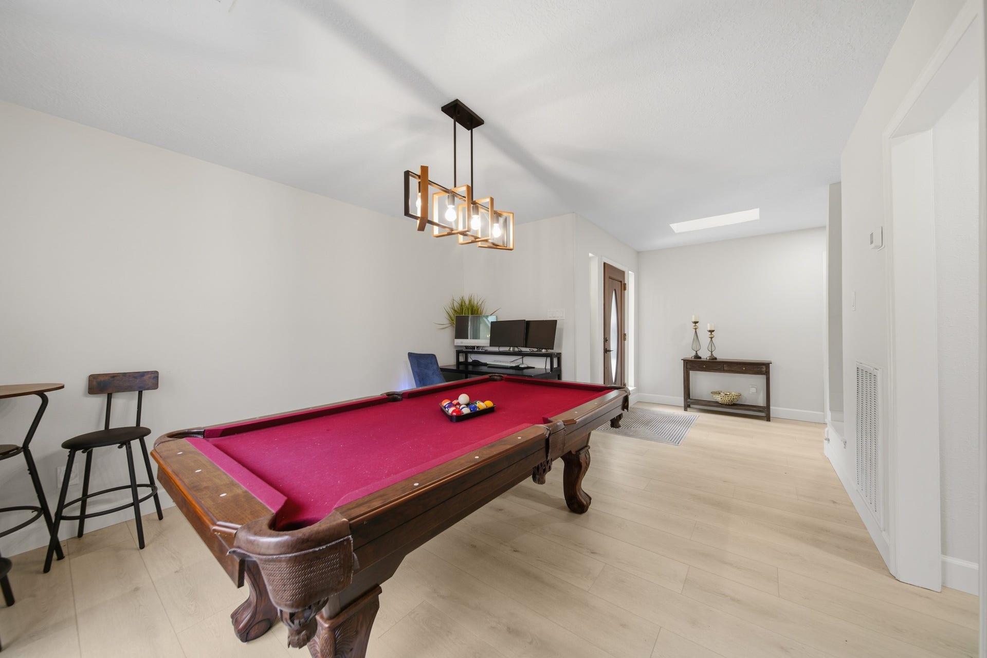 3815 W Valley Drive, Missouri City, TX 77459 3815 W Valley Drive, Missouri City, TX 77459