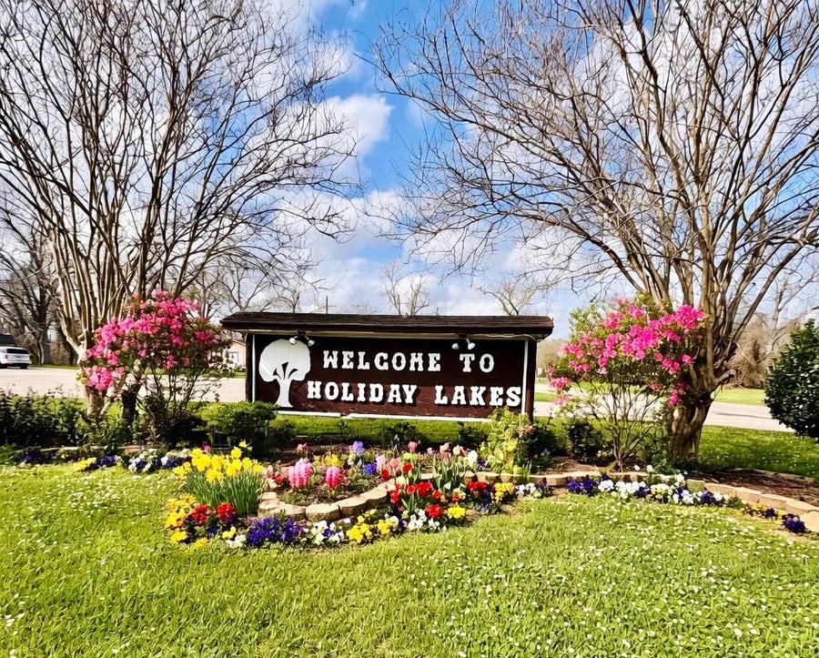 Property photo for lot 22 Igloo Lane, Holiday Lakes, TX
