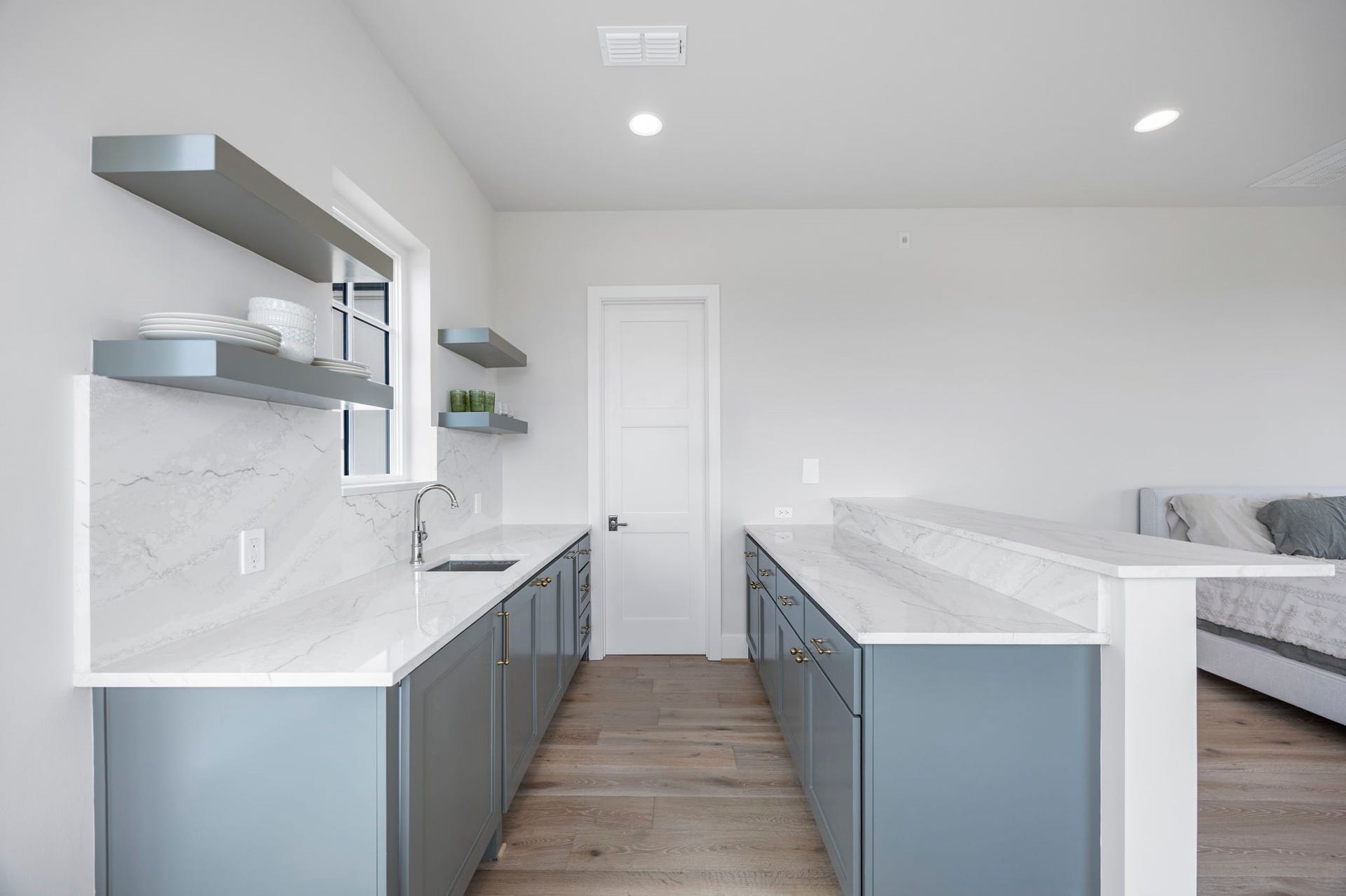 4233 Two Gun Way, Katy, TX 77494 View inside kitchenette of Casita.
