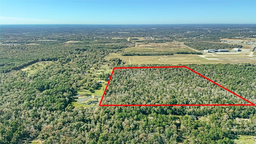 Property photo for 11522 Mockingbird Hill, Conroe, TX