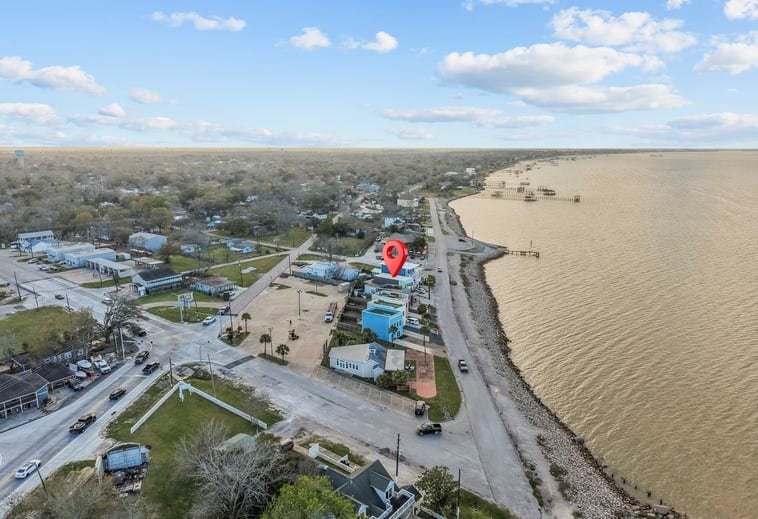 4514 Boulevard Street, Bacliff, TX 77518 4514 Boulevard Street, Bacliff, TX 77518
