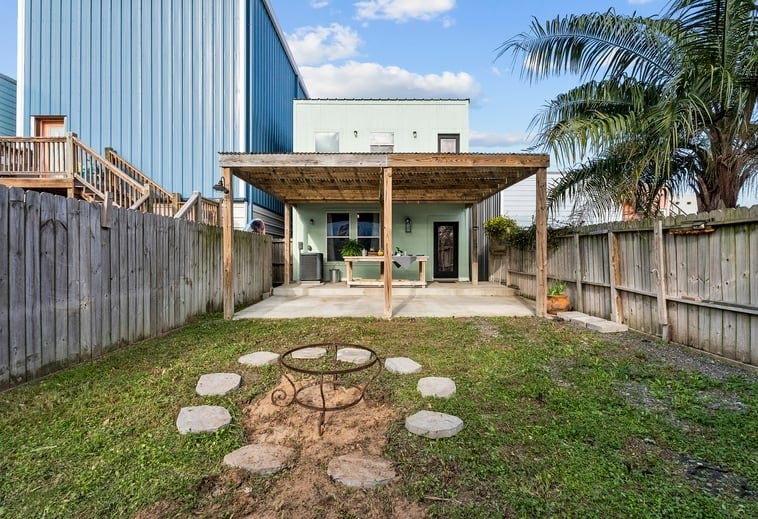 4514 Boulevard Street, Bacliff, TX 77518 4514 Boulevard Street, Bacliff, TX 77518