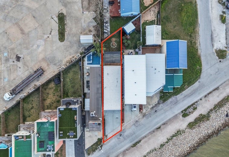 4514 Boulevard Street, Bacliff, TX 77518 4514 Boulevard Street, Bacliff, TX 77518
