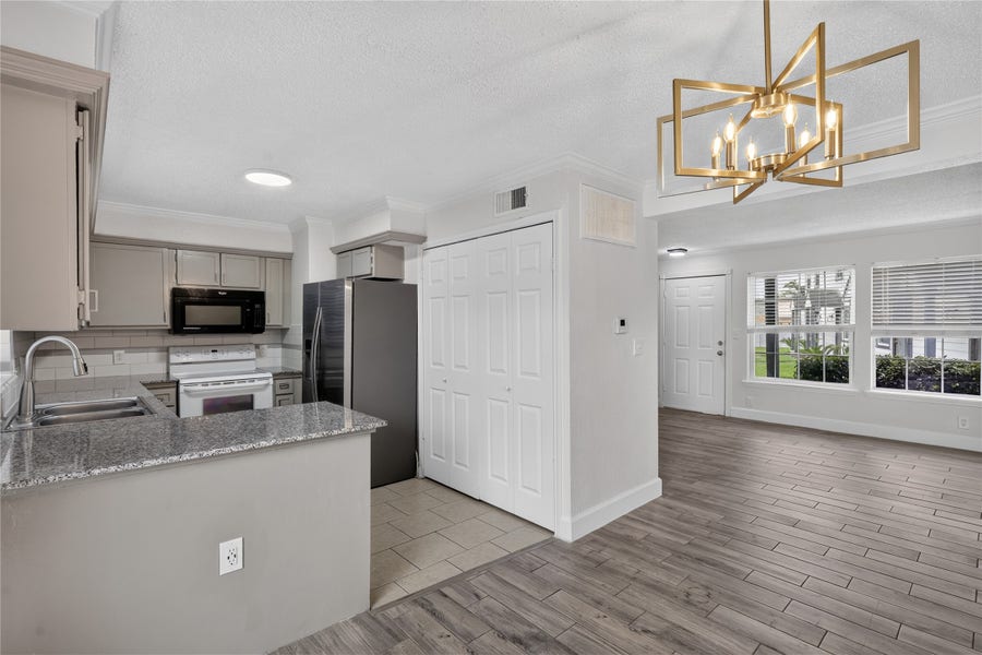 Property photo for 1221 Cedar Post Lane, #8C, Houston, TX