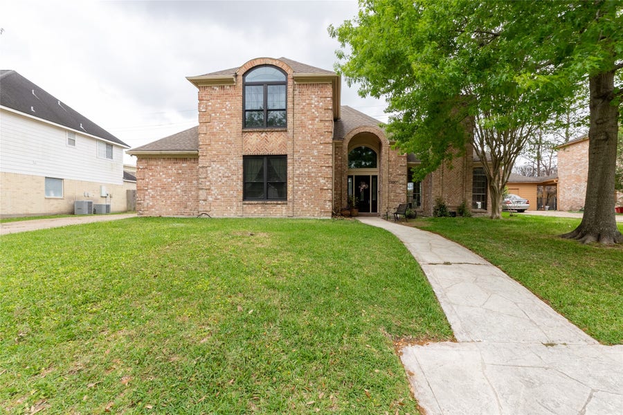 Property photo for 19007 Walden Forest Drive, Humble, TX
