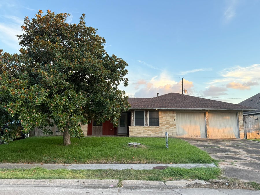 Property photo for 2210 Marlen Avenue, Pasadena, TX
