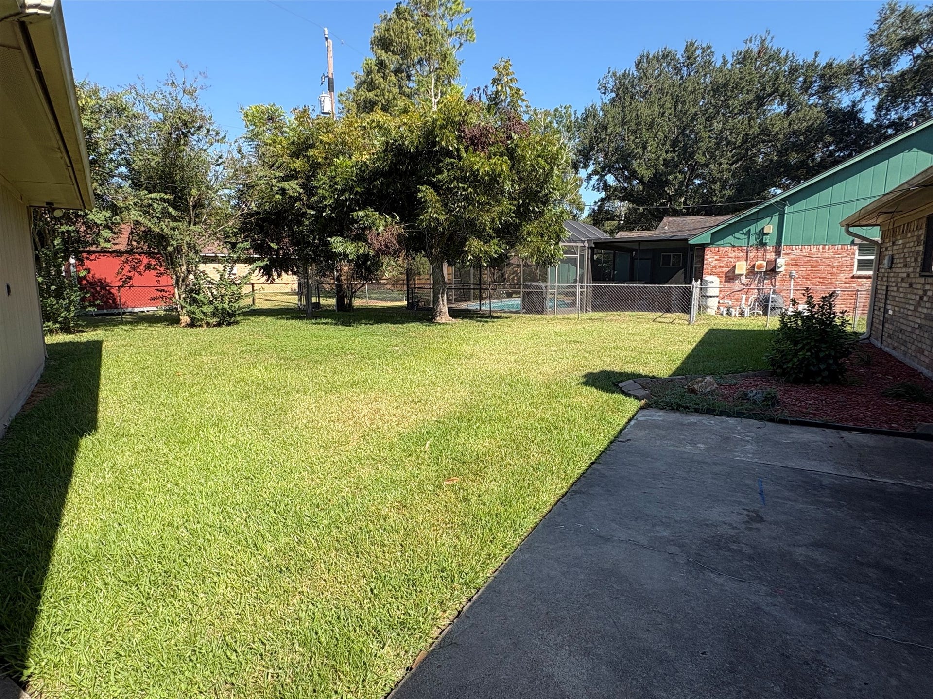 124 Tamarisk Trail, Lake Jackson, TX 77566 124 Tamarisk Trail, Lake Jackson, TX 77566