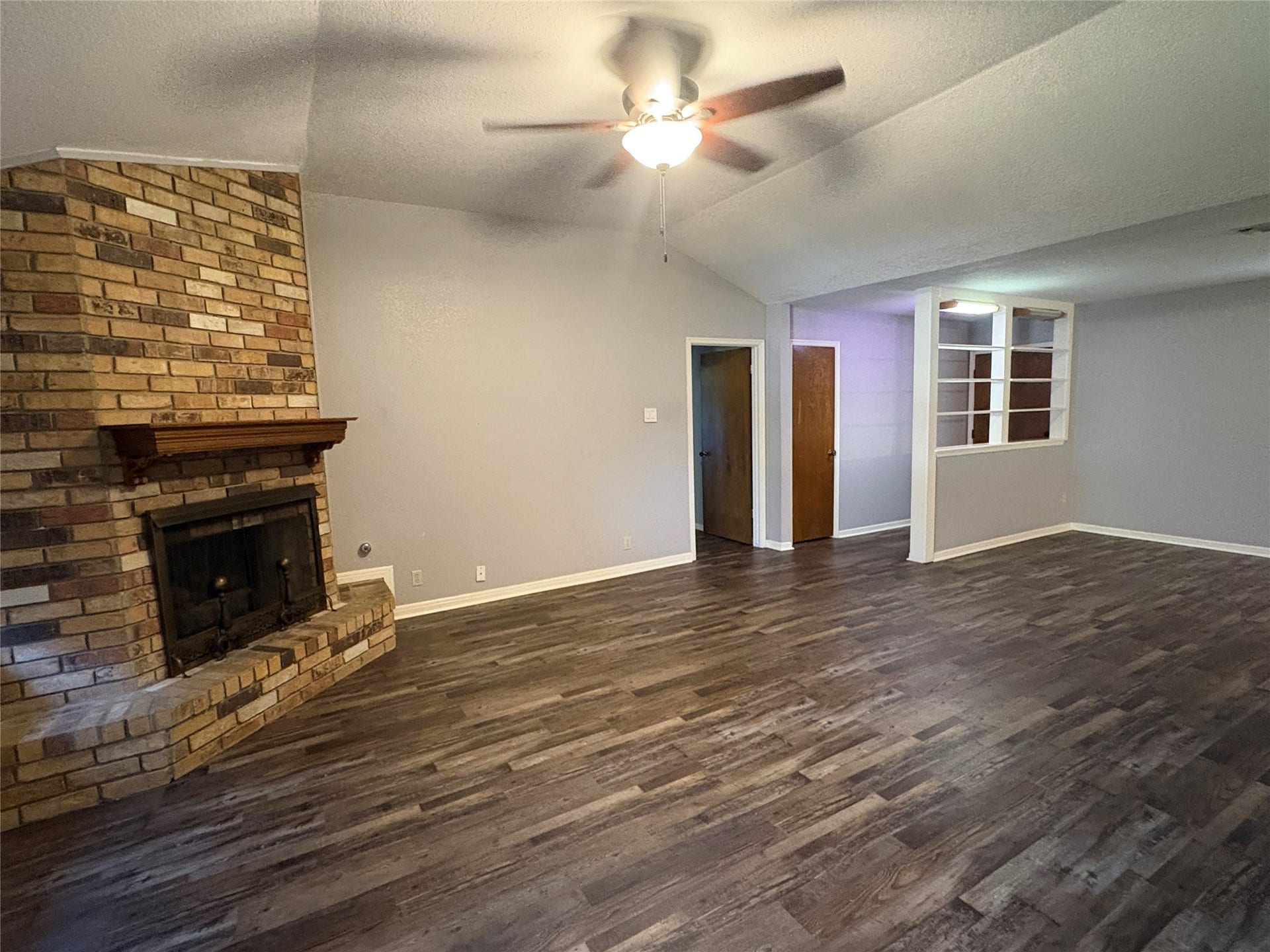 124 Tamarisk Trail, Lake Jackson, TX 77566 124 Tamarisk Trail, Lake Jackson, TX 77566