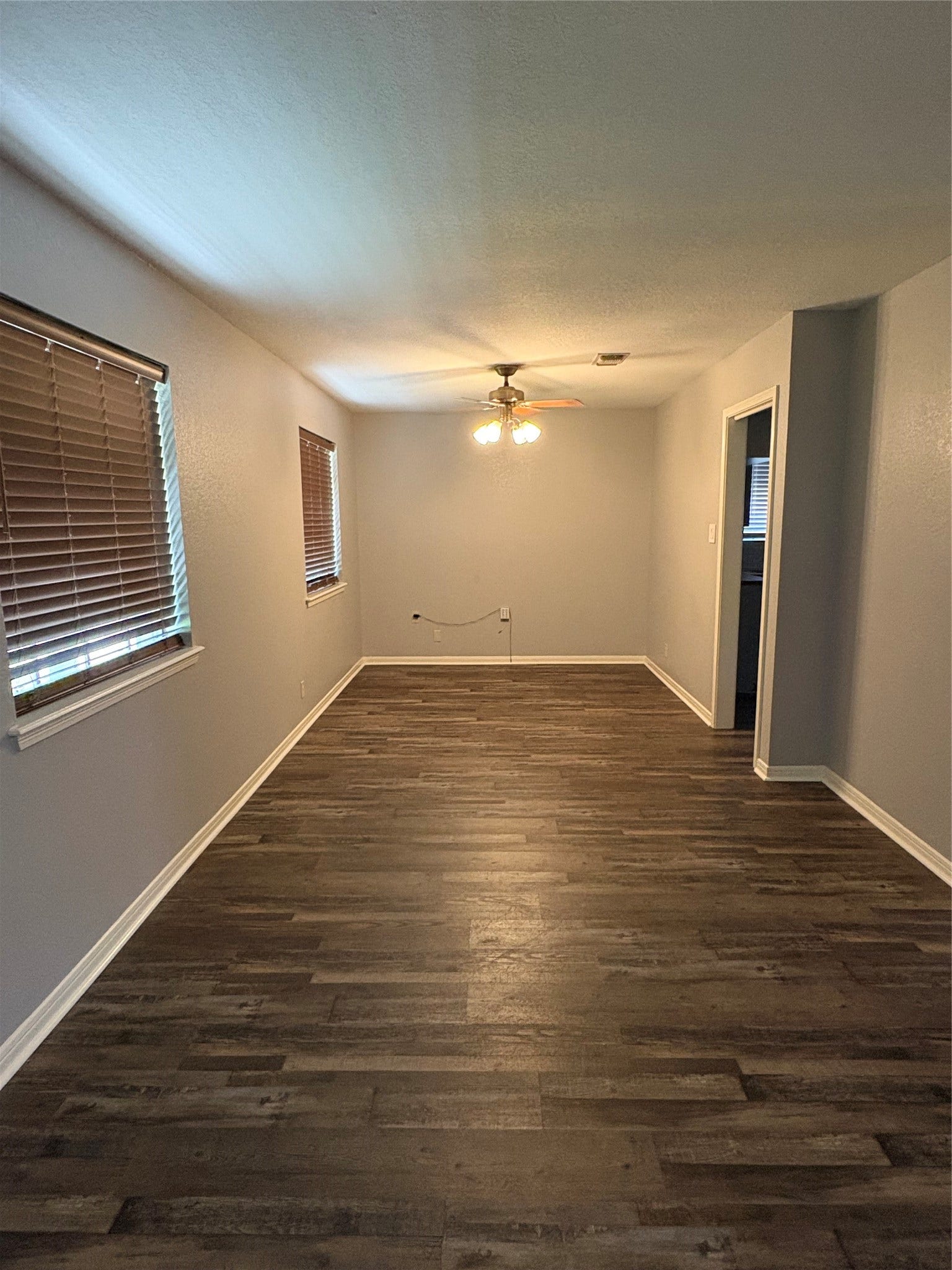 124 Tamarisk Trail, Lake Jackson, TX 77566 124 Tamarisk Trail, Lake Jackson, TX 77566