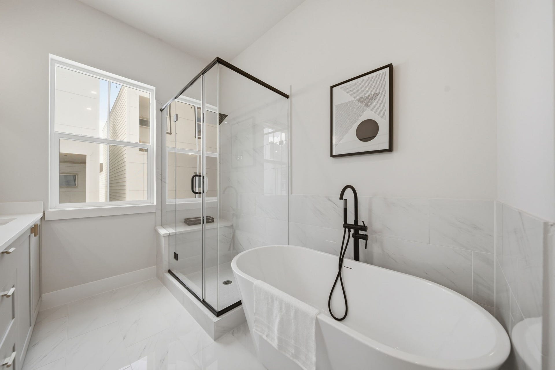 5522 Wheatley Street, #C, Houston, TX 77091 Luxurious stand alone garden tub and large walk-in shower with bench