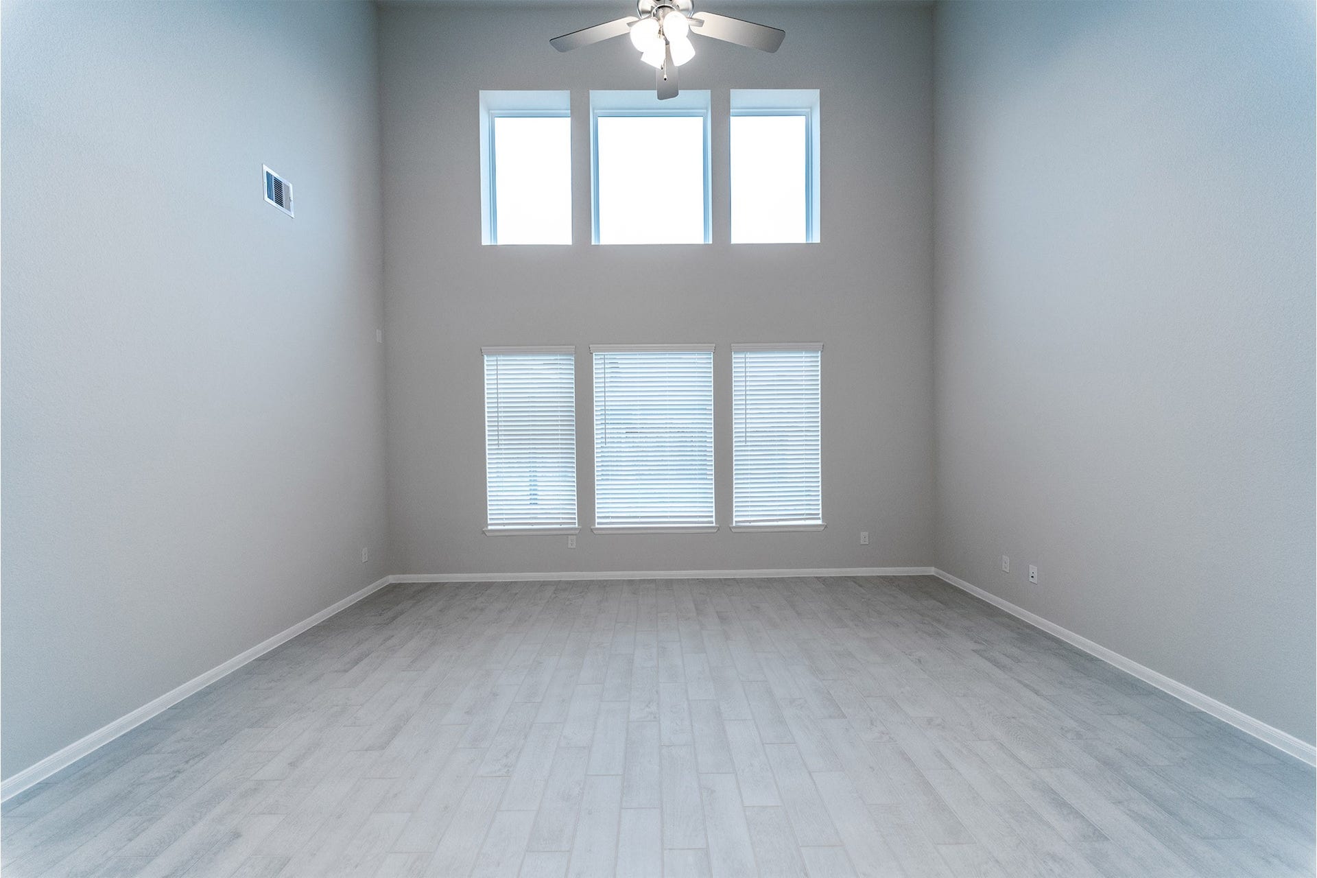 2818 Blue Iolite Drive, Iowa Colony, TX 77583 2818 Blue Iolite Drive, Iowa Colony, TX 77583