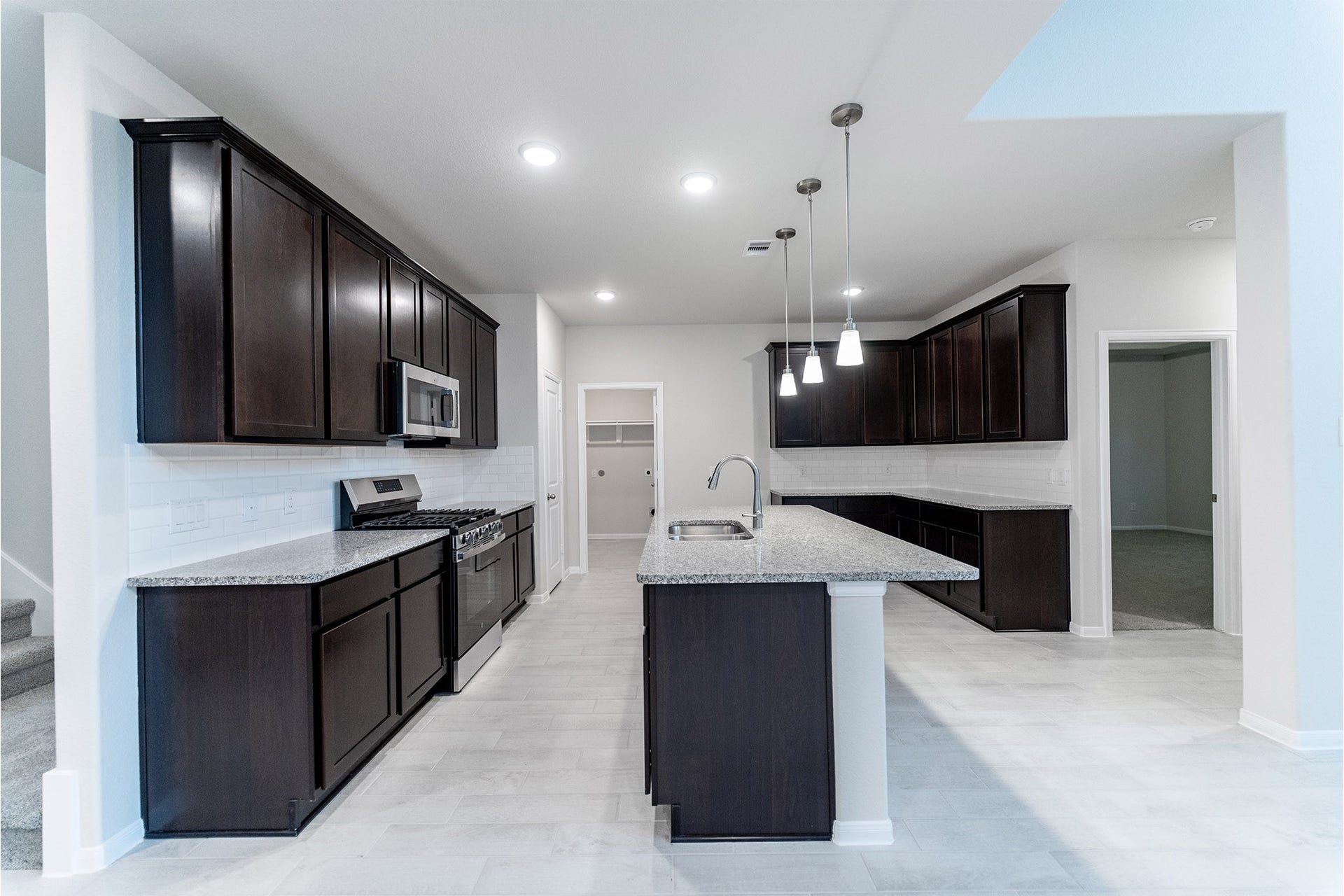 2818 Blue Iolite Drive, Iowa Colony, TX 77583 2818 Blue Iolite Drive, Iowa Colony, TX 77583