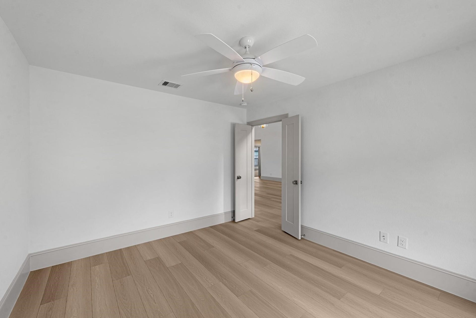 106 Wyndemere Drive, Montgomery, TX 77356
