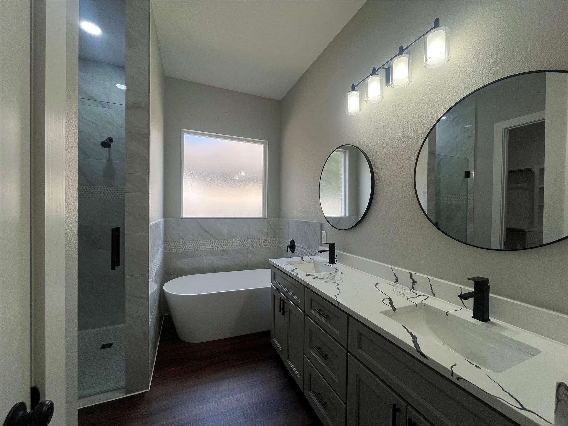 28811 Champion Oaks Dr, Magnolia, TX 77354 28811 Champion Oak primary bathroom