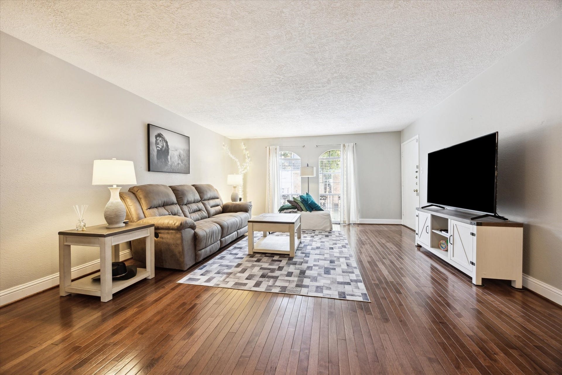 503 N Post Oak Lane, #503, Houston, TX 77024