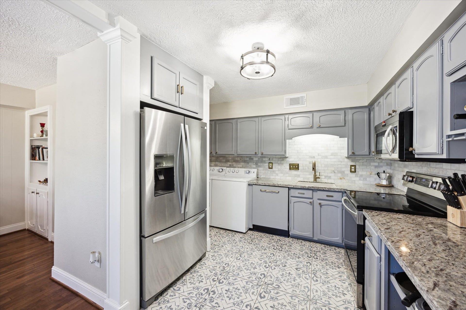 503 N Post Oak Lane, #503, Houston, TX 77024