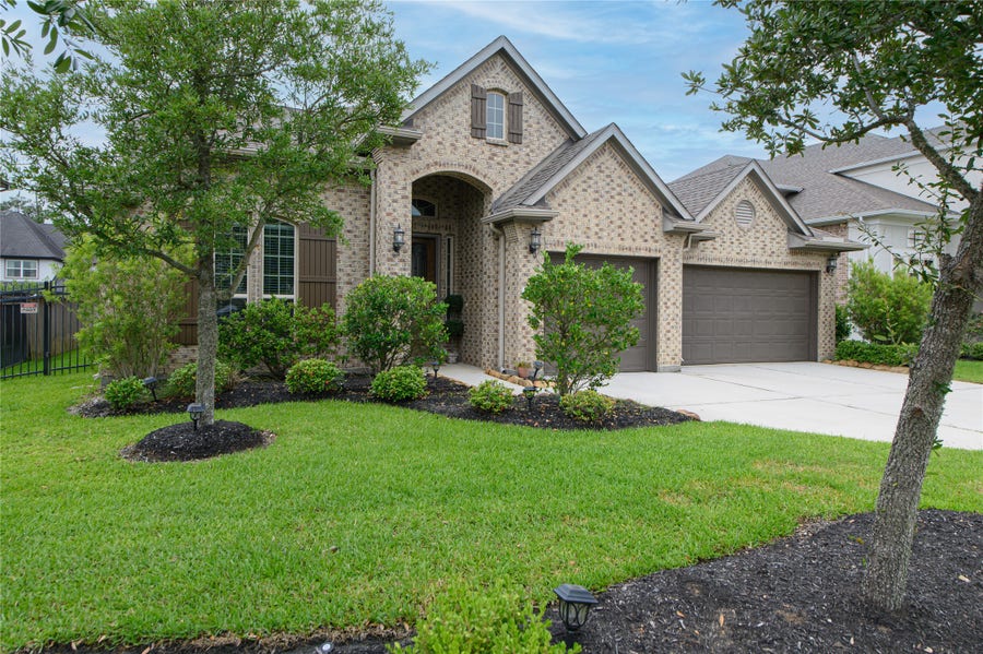 Property photo for 23 Whitbarrow Place, Tomball, TX