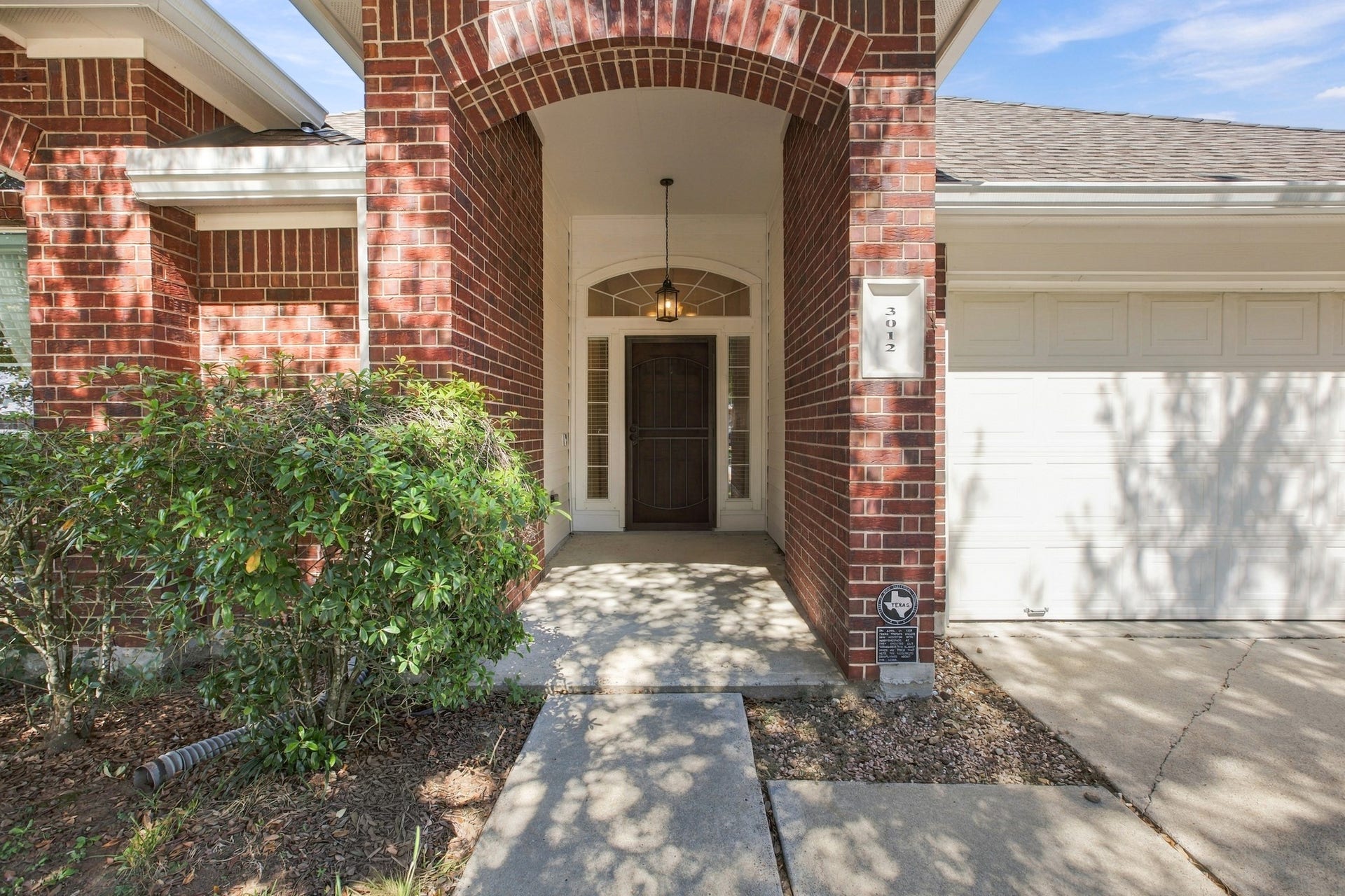 3012 Kings Isle Lane, Dickinson, TX 77539 3012 Kings Isle Lane, Dickinson, TX 77539