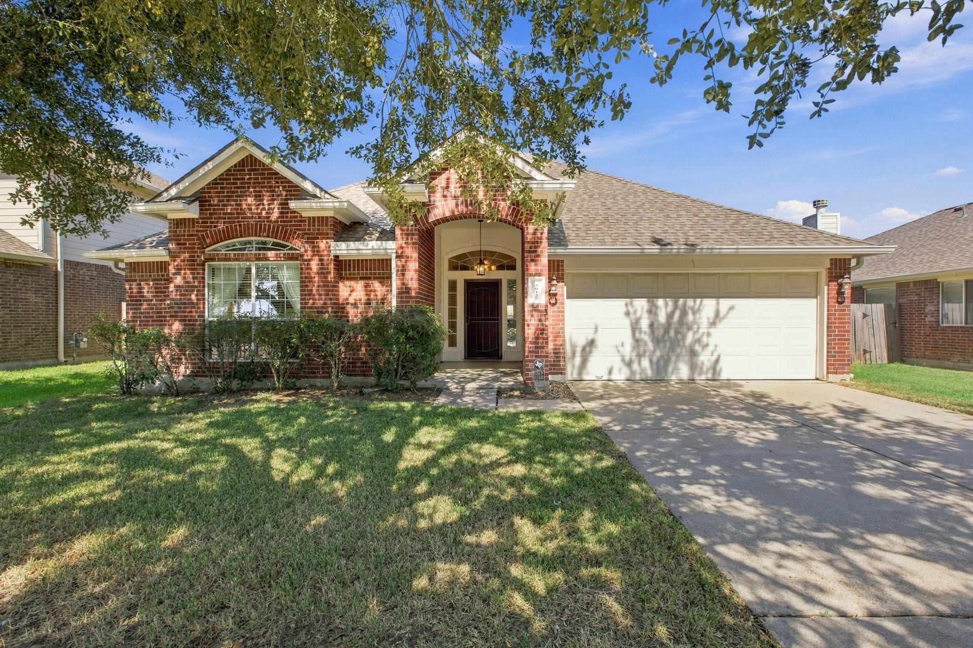 3012 Kings Isle Lane, Dickinson, TX 77539 3012 Kings Isle Lane, Dickinson, TX 77539
