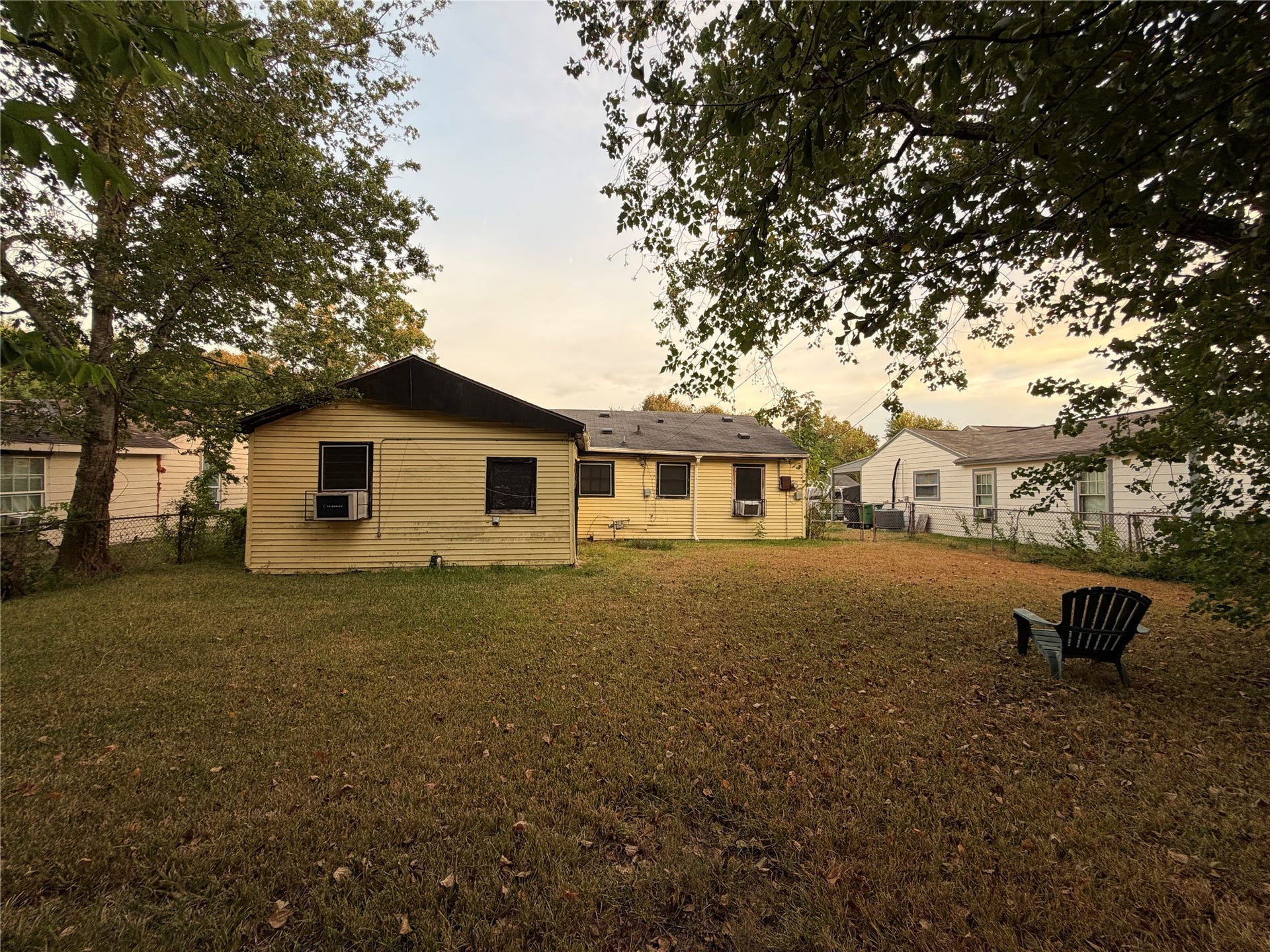 7326 Eisenhower Road, Houston, TX 77033