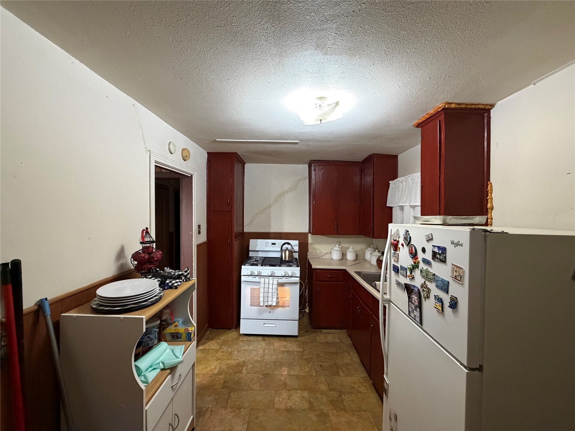 7326 Eisenhower Road, Houston, TX 77033