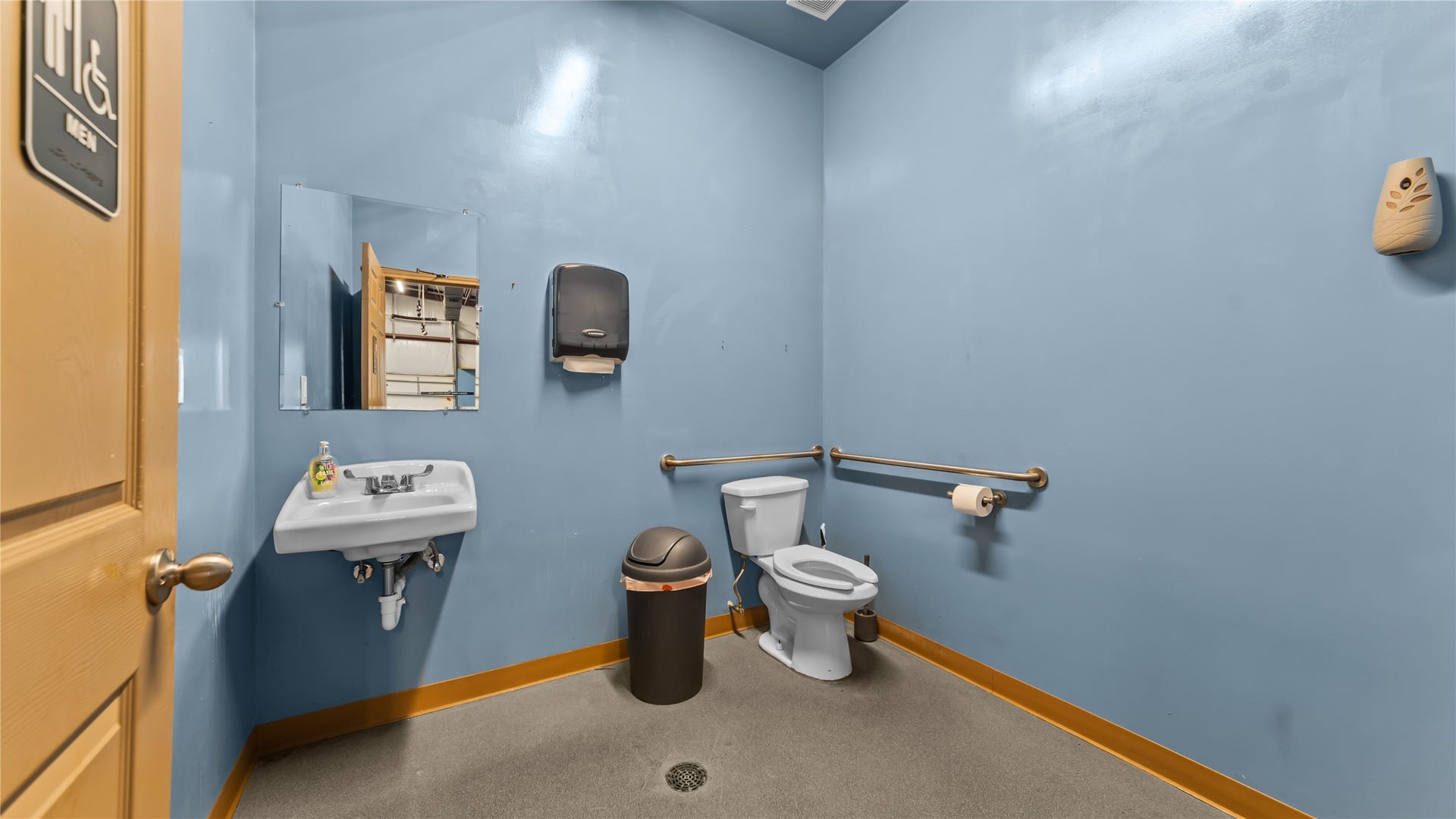 341 5th Street, Dickinson, TX 77539 341 5th Street, Dickinson, TX 77539