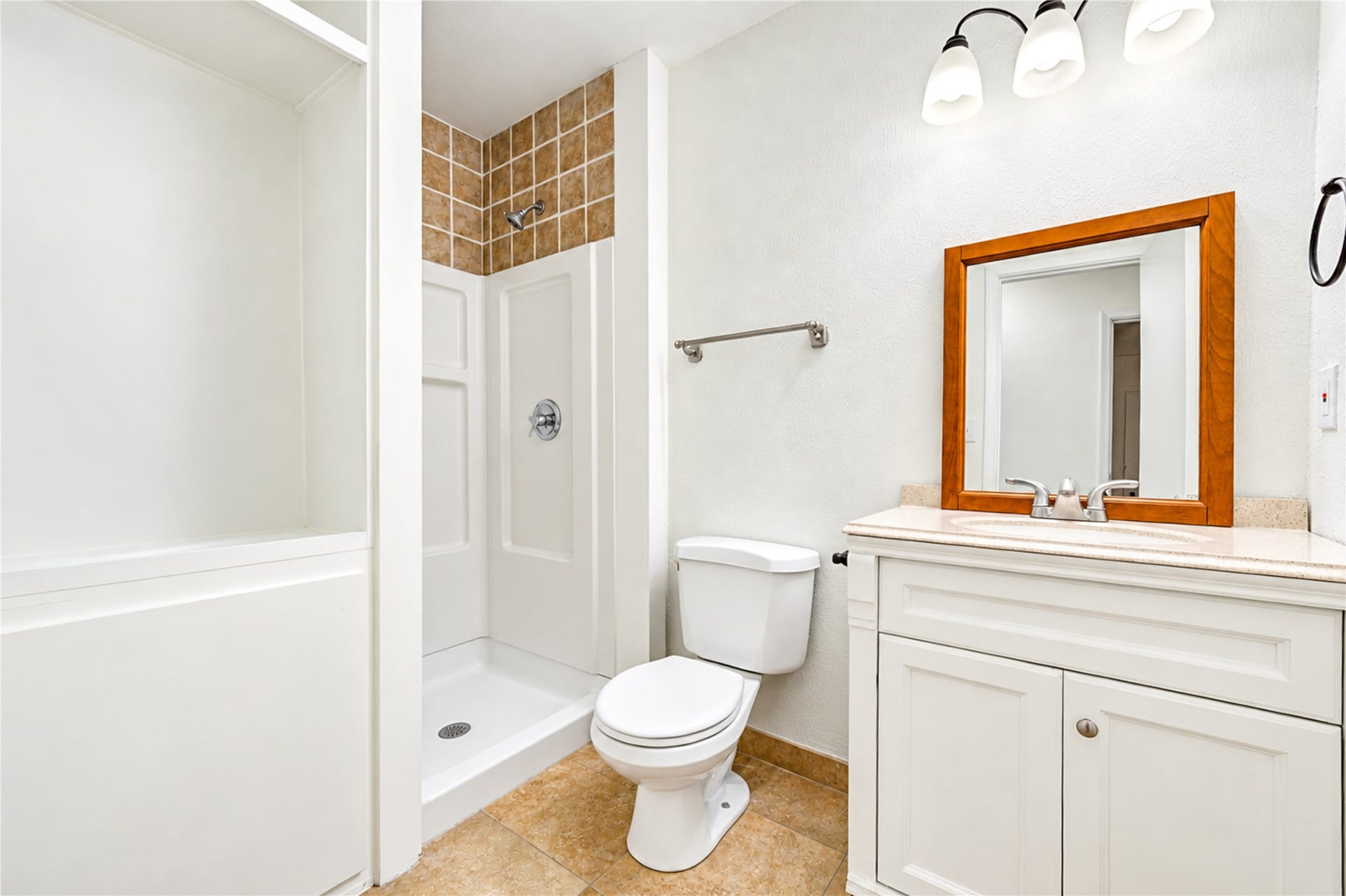 9400 Doliver Drive, #42, Houston, TX 77063 9400 Doliver Drive, #42, Houston, TX 77063