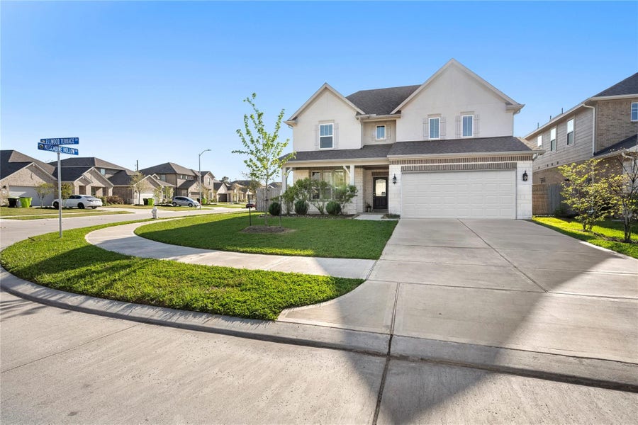Property photo for 618 Ellwood Terrace Lane, Richmond, TX